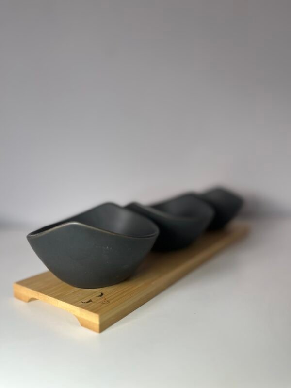 S3 Bowls de Cerámica + Bandeja de Bamboo Set 3 Bowls de Cerámica + Bandeja de Bamboo